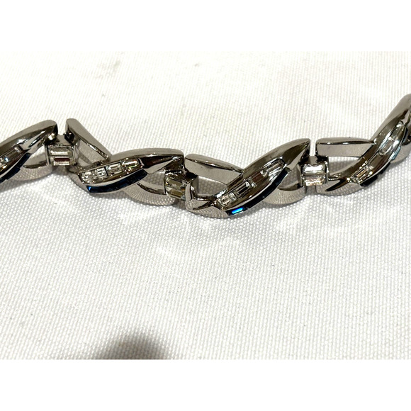 Vintage silver Faux Sapphire CLEAR RHINESTONE baquette TRIFARI BRACELET 7” - Picture 2 of 8